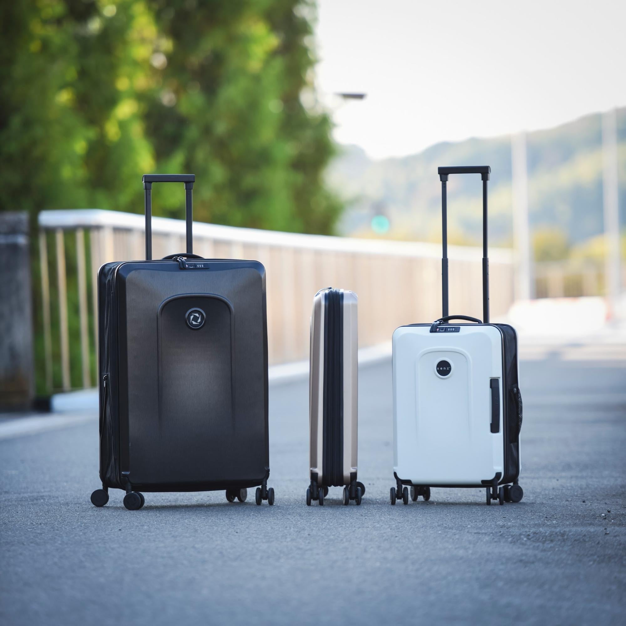 senz° foldaway｜ 旅も日常も軽くなる、折りたたみ式スーツケース