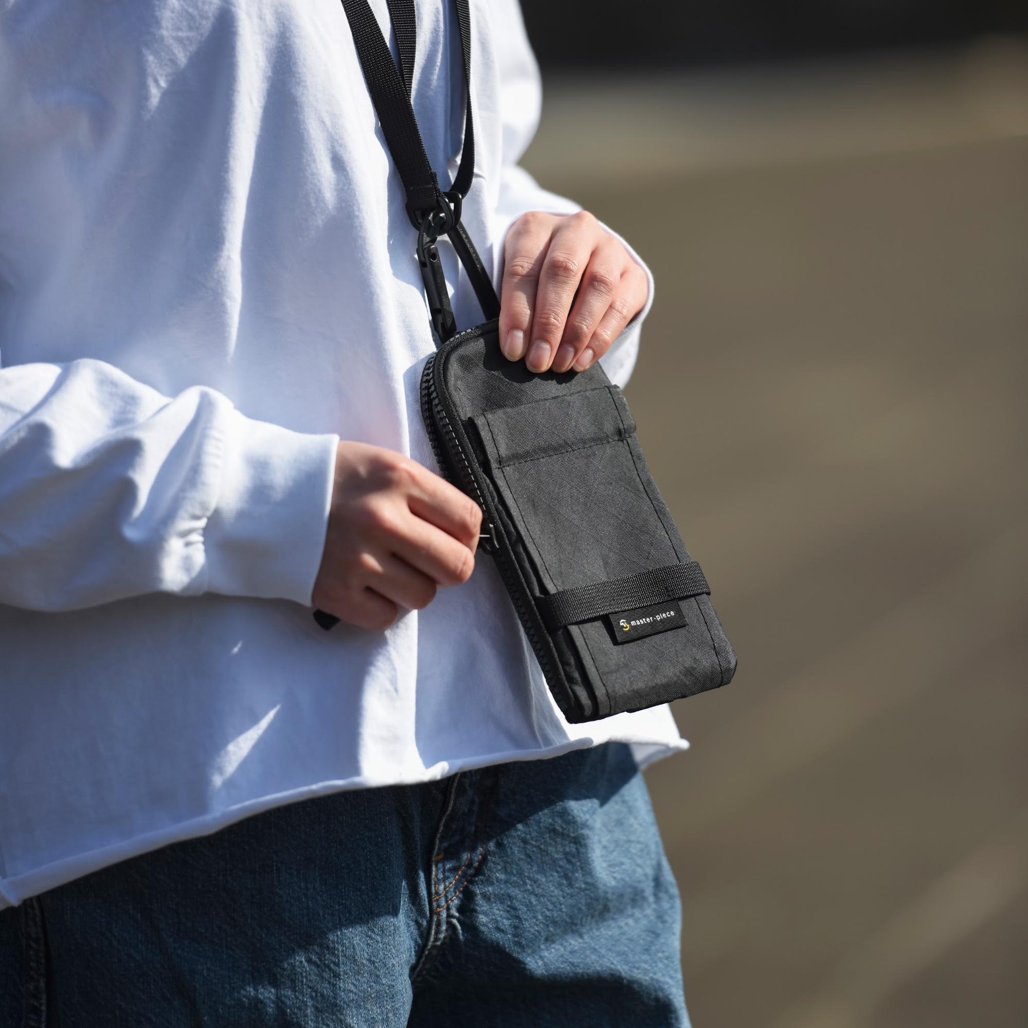 スマホショルダーポーチ｜手ぶら派のための、ミニマルデザイン