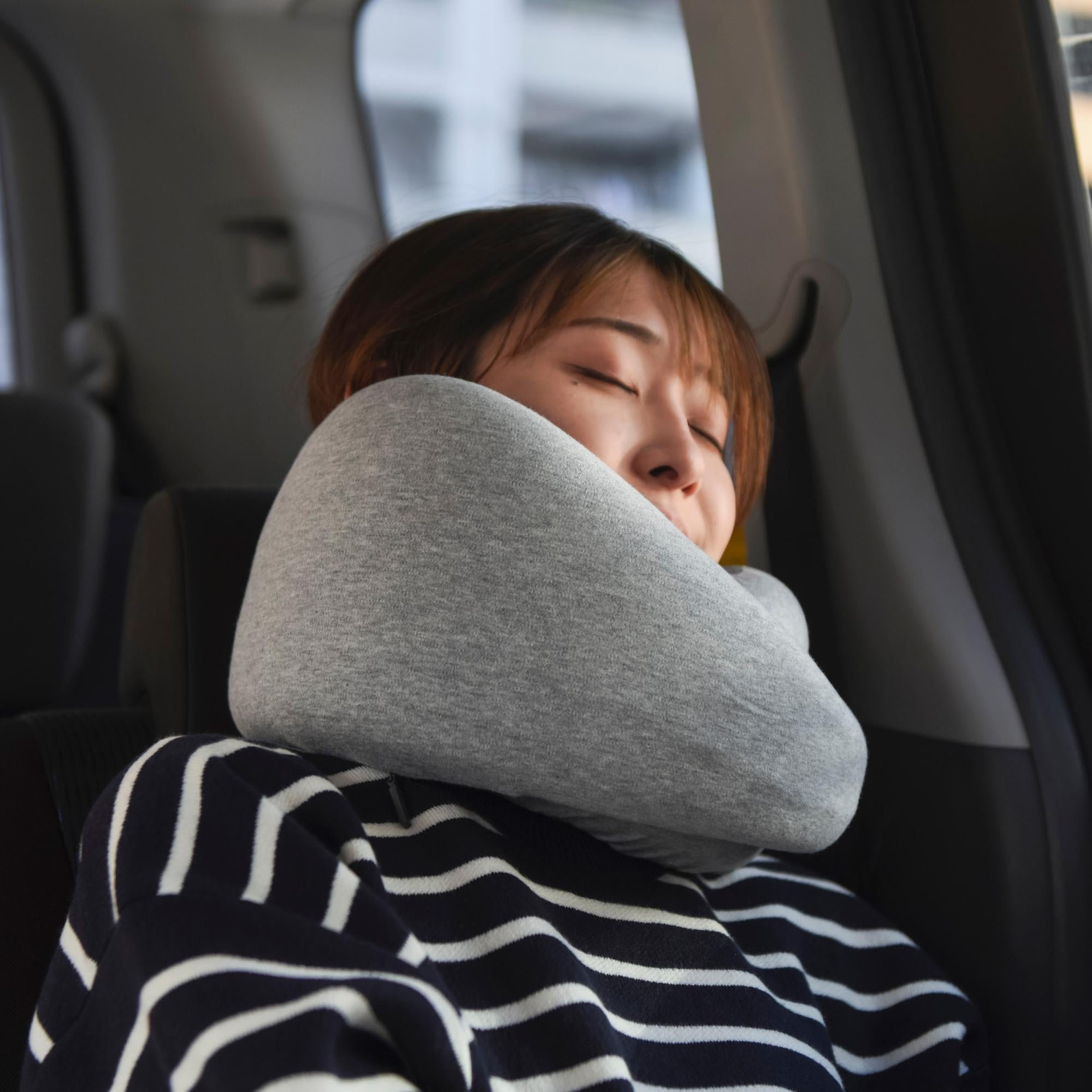 Go Neck Pillow｜ あらゆる旅で極上の眠りをサポート